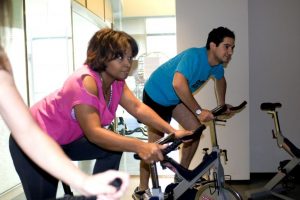 Pourquoi préférer le vélo d’appartement pour ses exercices de fitness ?